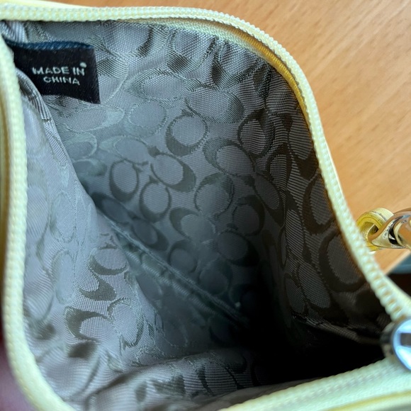 Coach Wristlet - Picture 3 of 4